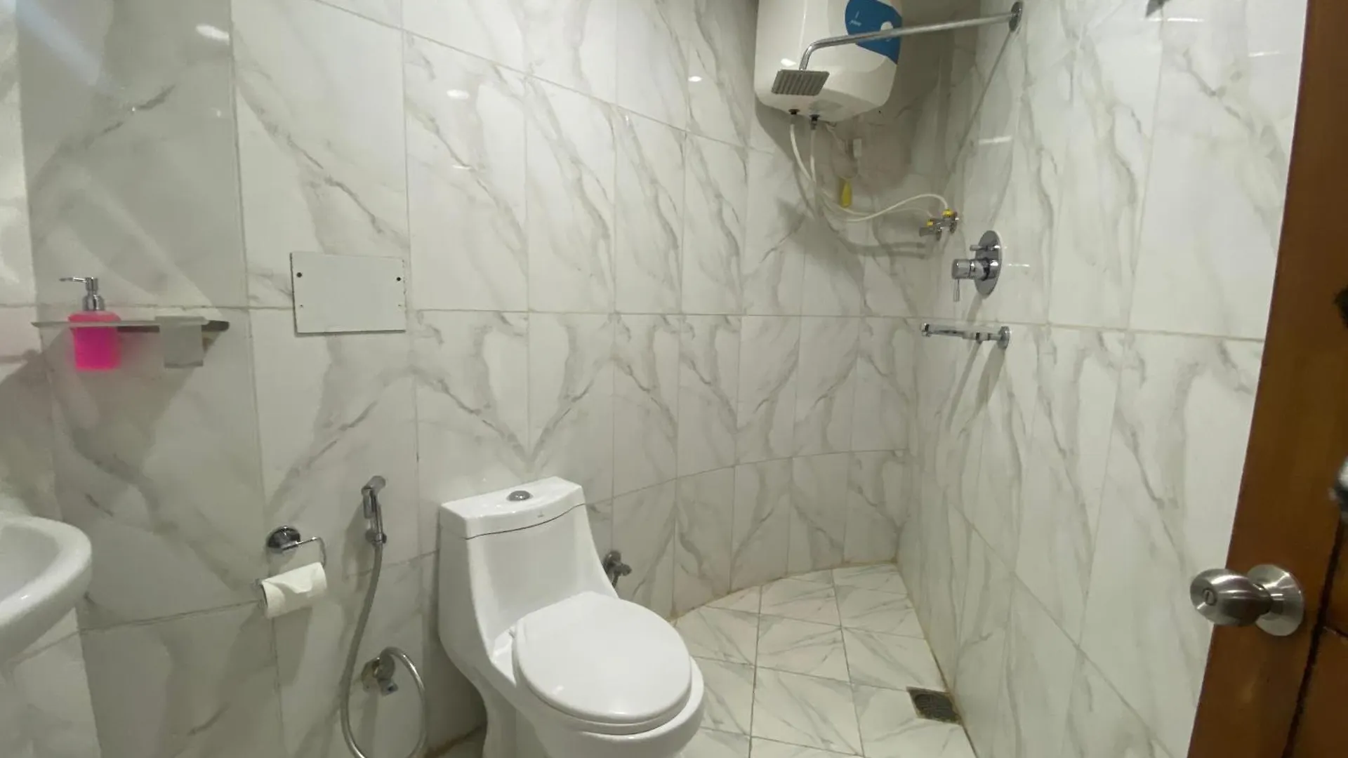 Hotel Chris Bed And Breakfast By Hostmandu Jawlakhel