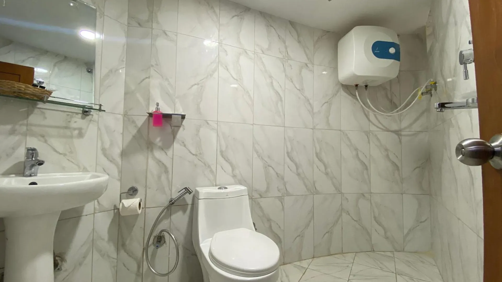 *** Hotel Chris Bed And Breakfast By Hostmandu Jawlakhel Nepal
